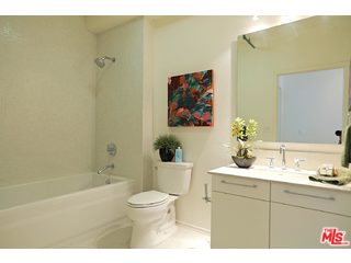 4115 Glencoe Avenue, Unit 208 Marina del Rey, CA 90292 - Photo 21 of 28