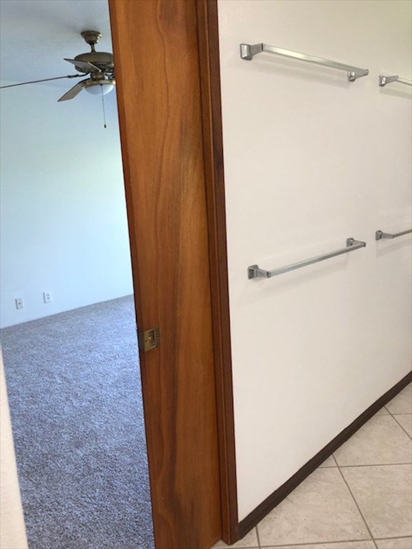 769 Ahuna Road Hilo, HI 96720 - Photo 15 of 21 a view of a walk in closet