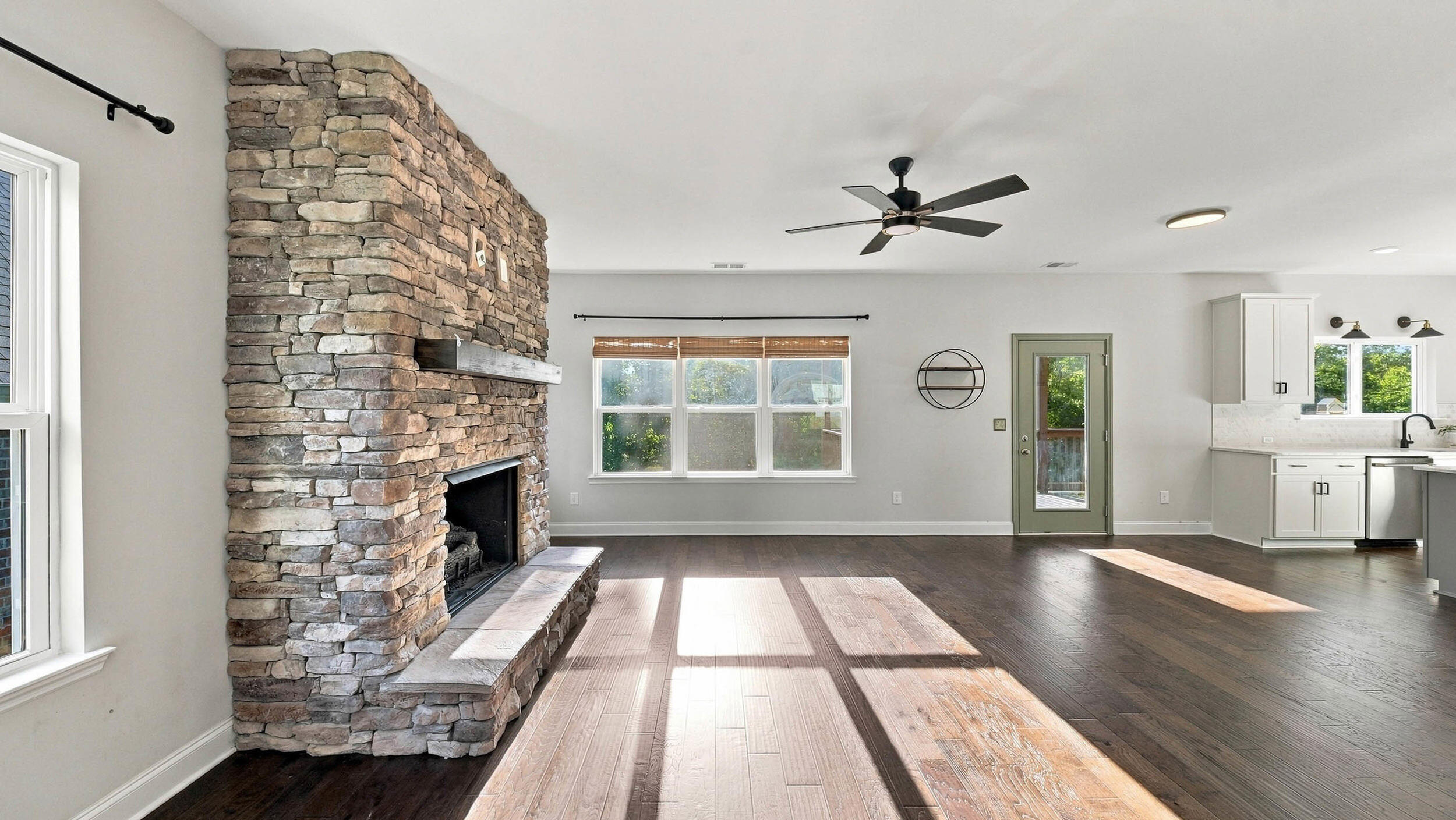 1648 Buttonwood Loop Chattanooga, TN 37421 - Photo 6 of 45 8_1648 buttonwood lp-7