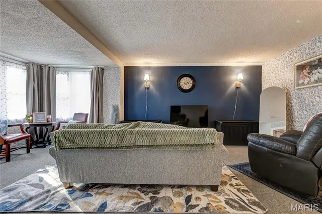 $149,000 | 710 Sherman Street, Charleston, MO 63834