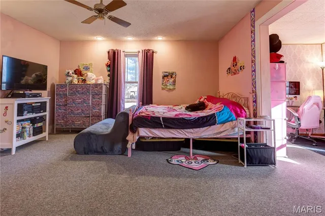 $149,000 | 710 Sherman Street, Charleston, MO 63834