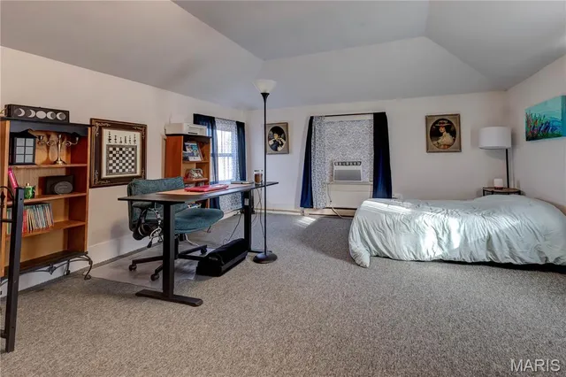 $149,000 | 710 Sherman Street, Charleston, MO 63834