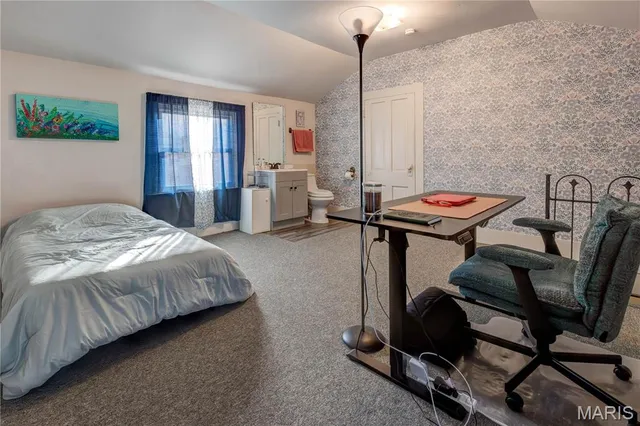 $149,000 | 710 Sherman Street, Charleston, MO 63834