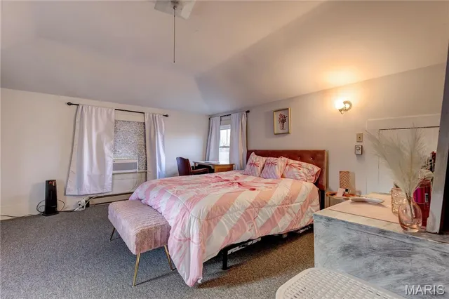 $149,000 | 710 Sherman Street, Charleston, MO 63834