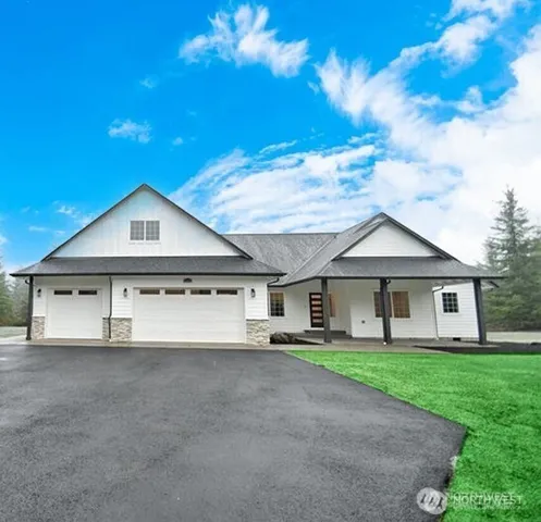 $874,950 | 900 Barbara Lane, Centralia, WA 98531
