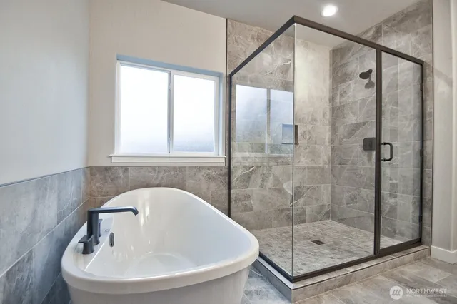 $874,950 | 900 Barbara Lane, Centralia, WA 98531