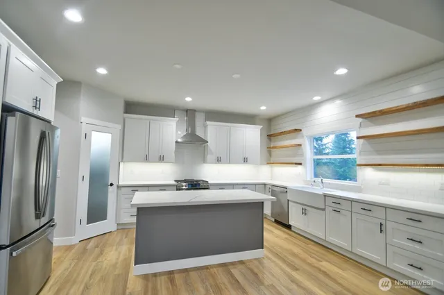 $874,950 | 900 Barbara Lane, Centralia, WA 98531