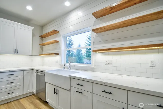 $874,950 | 900 Barbara Lane, Centralia, WA 98531