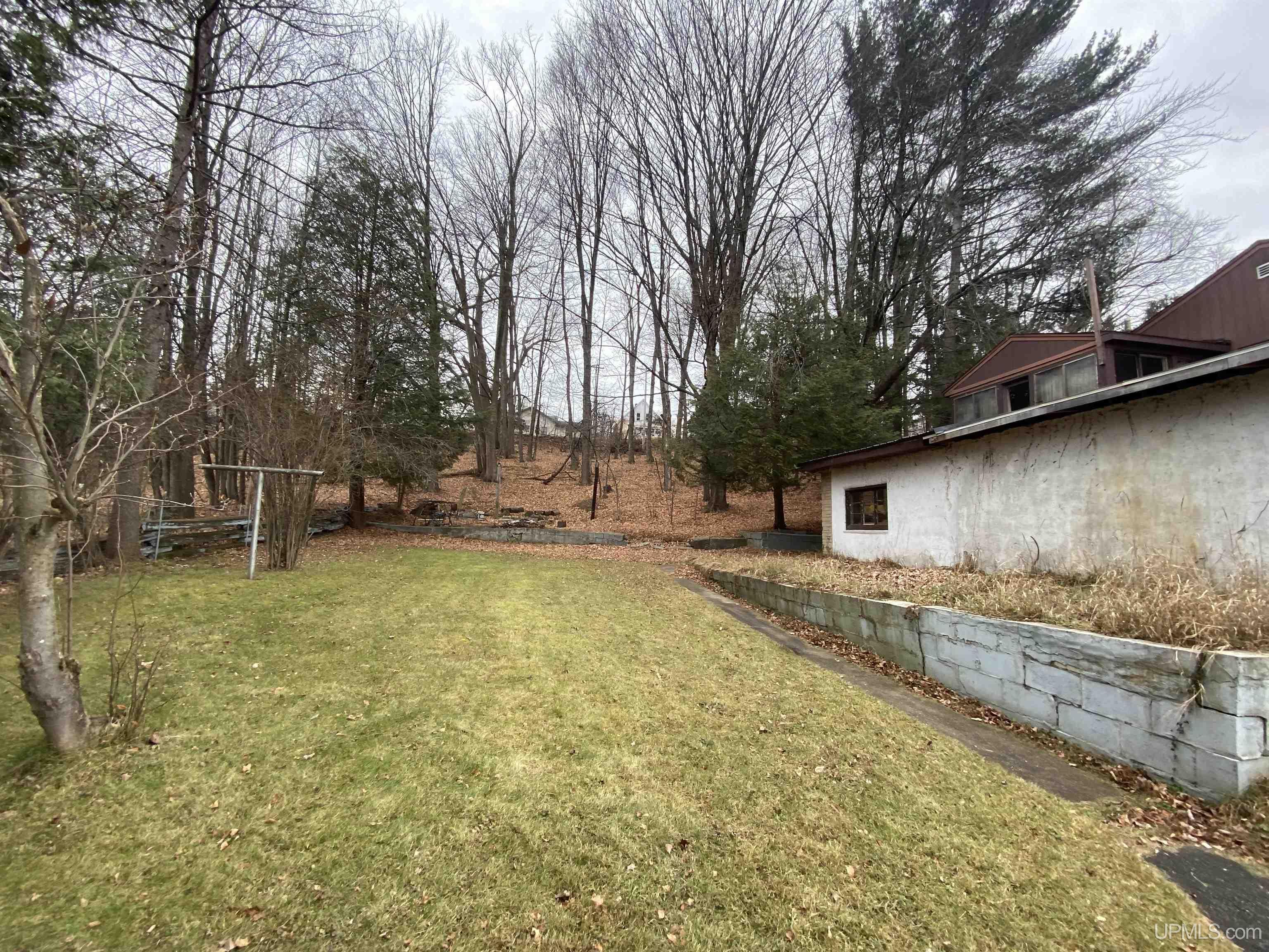 100 Hill Street Niagara, WI 54151 - Photo 21 of 25