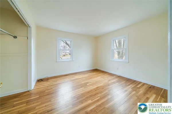 $405,000 | 325 East Saucon Street, Hellertown, PA 18055
