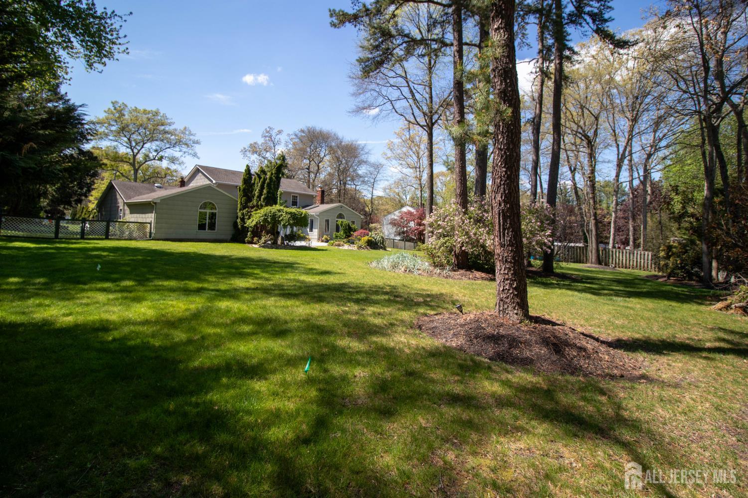 142 Monmouth Road Monroe Township, NJ 08831 - Photo 29 of 37