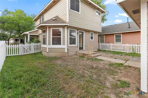 $255,000 | 280 Strawn, Kyle, TX 78640