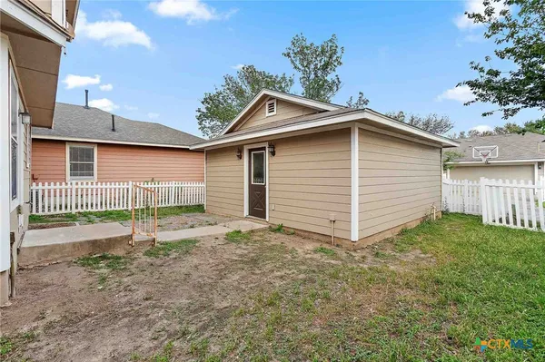 $255,000 | 280 Strawn, Kyle, TX 78640