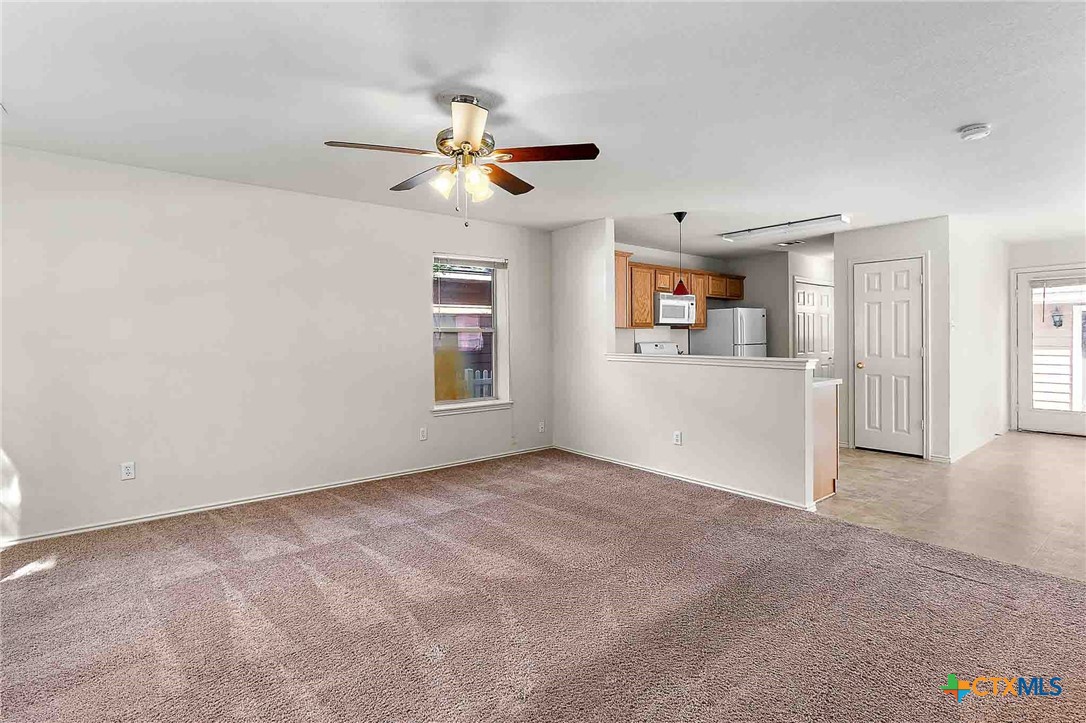 280 Strawn Kyle, TX 78640 - Photo 4 of 27 Living Room