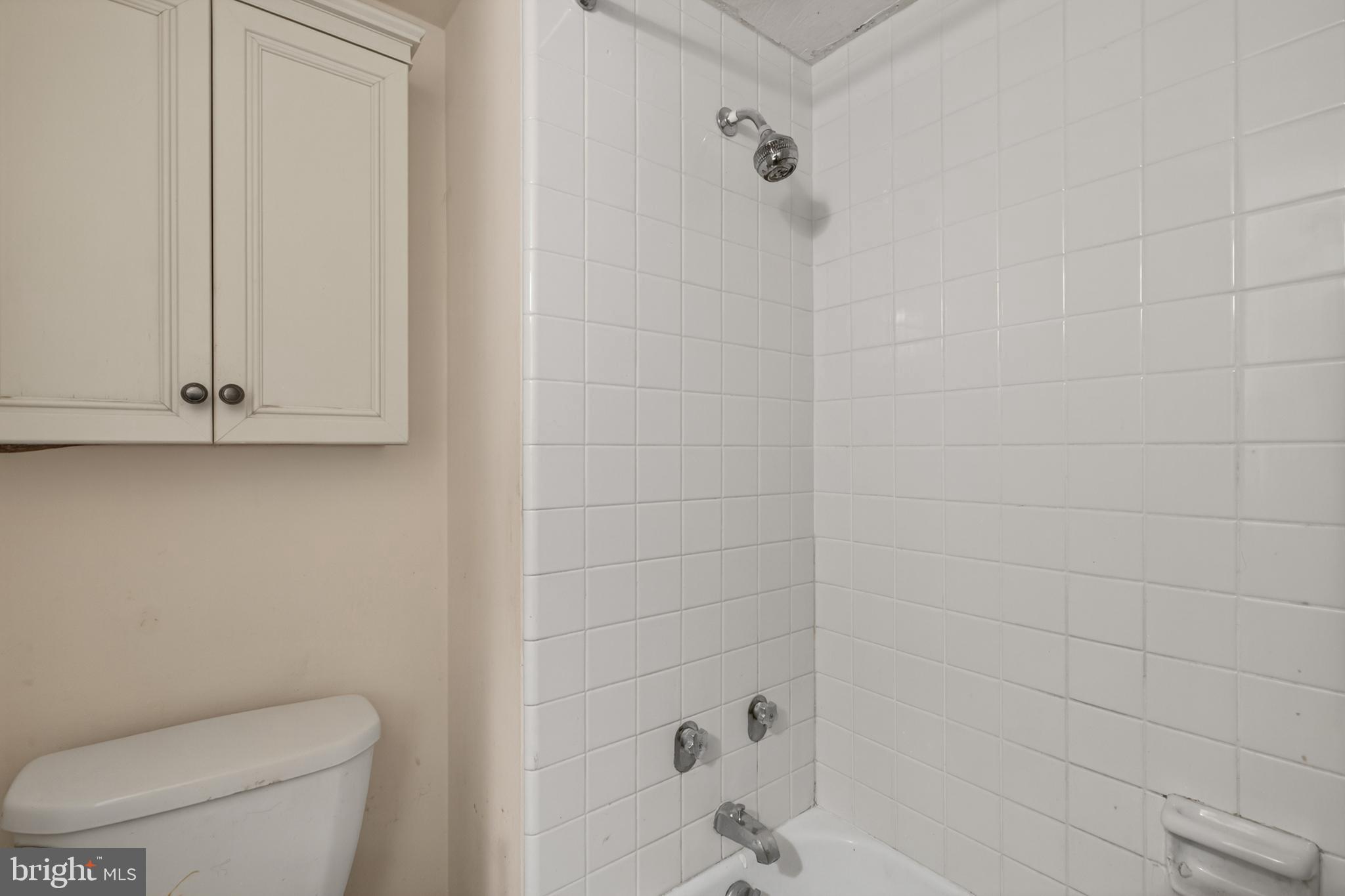 604 South Washington Square, Unit 2506 Philadelphia, PA 19106 - Photo 15 of 26