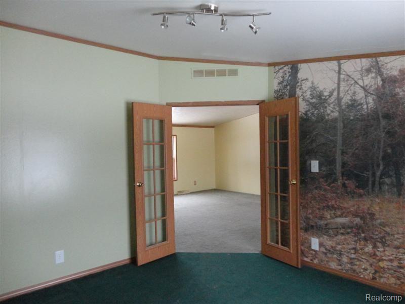 6415 East Farrand Road Millington, MI 48746 - Photo 8 of 34 Library1.jpg