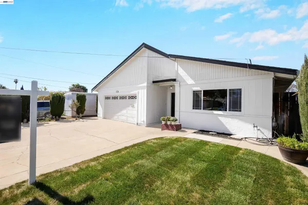 $1,099,000 | 6241 Cotton Avenue, Newark, CA 94560