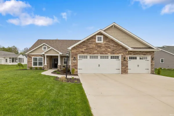 $389,900 | 5609 Bear Creek Pass, Auburn, IN 46706