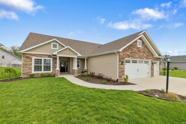 $389,900 | 5609 Bear Creek Pass, Auburn, IN 46706
