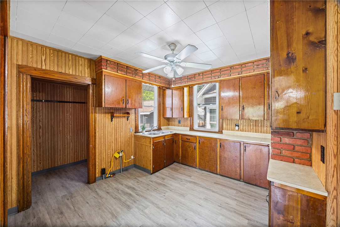 3989 Lake Avenue Rochester, NY 14612 - Photo 23 of 44