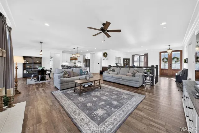 $695,000 | 519 Stonewolf Creek Drive, Wentzville, MO 63385