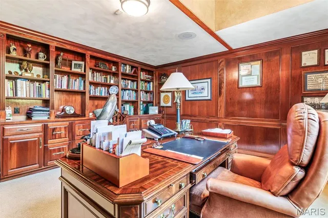 $1,150,000 | 556 Oak Terrace, Farmington, MO 63640