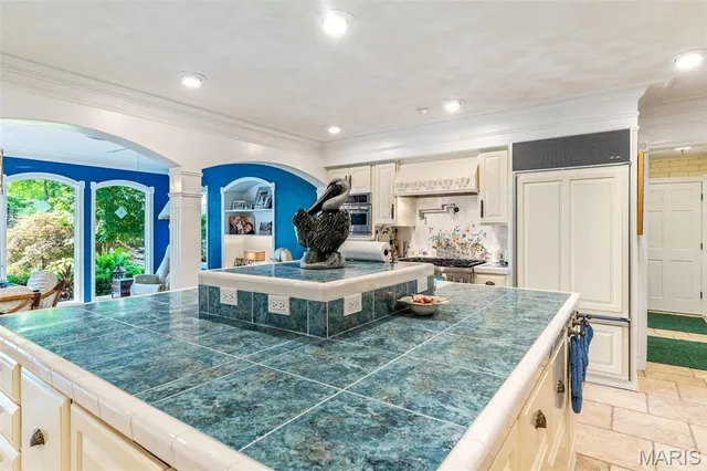 $1,150,000 | 556 Oak Terrace, Farmington, MO 63640