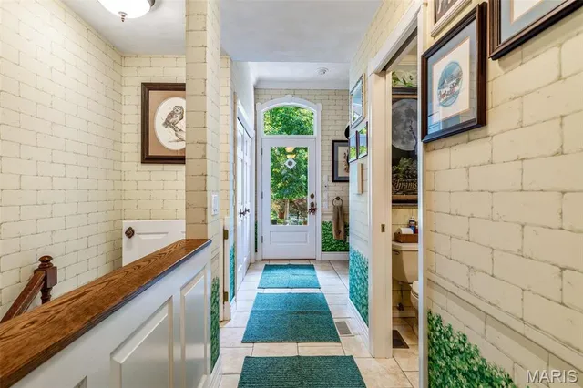 $1,150,000 | 556 Oak Terrace, Farmington, MO 63640