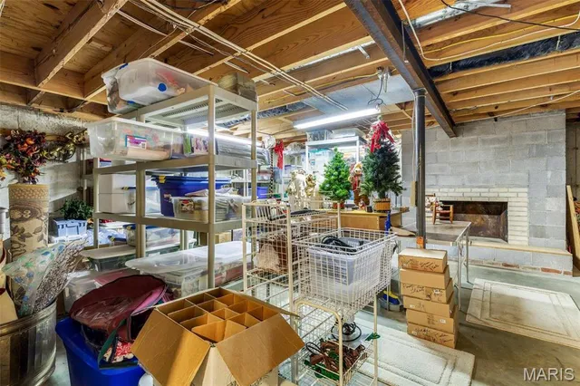 $1,150,000 | 556 Oak Terrace, Farmington, MO 63640