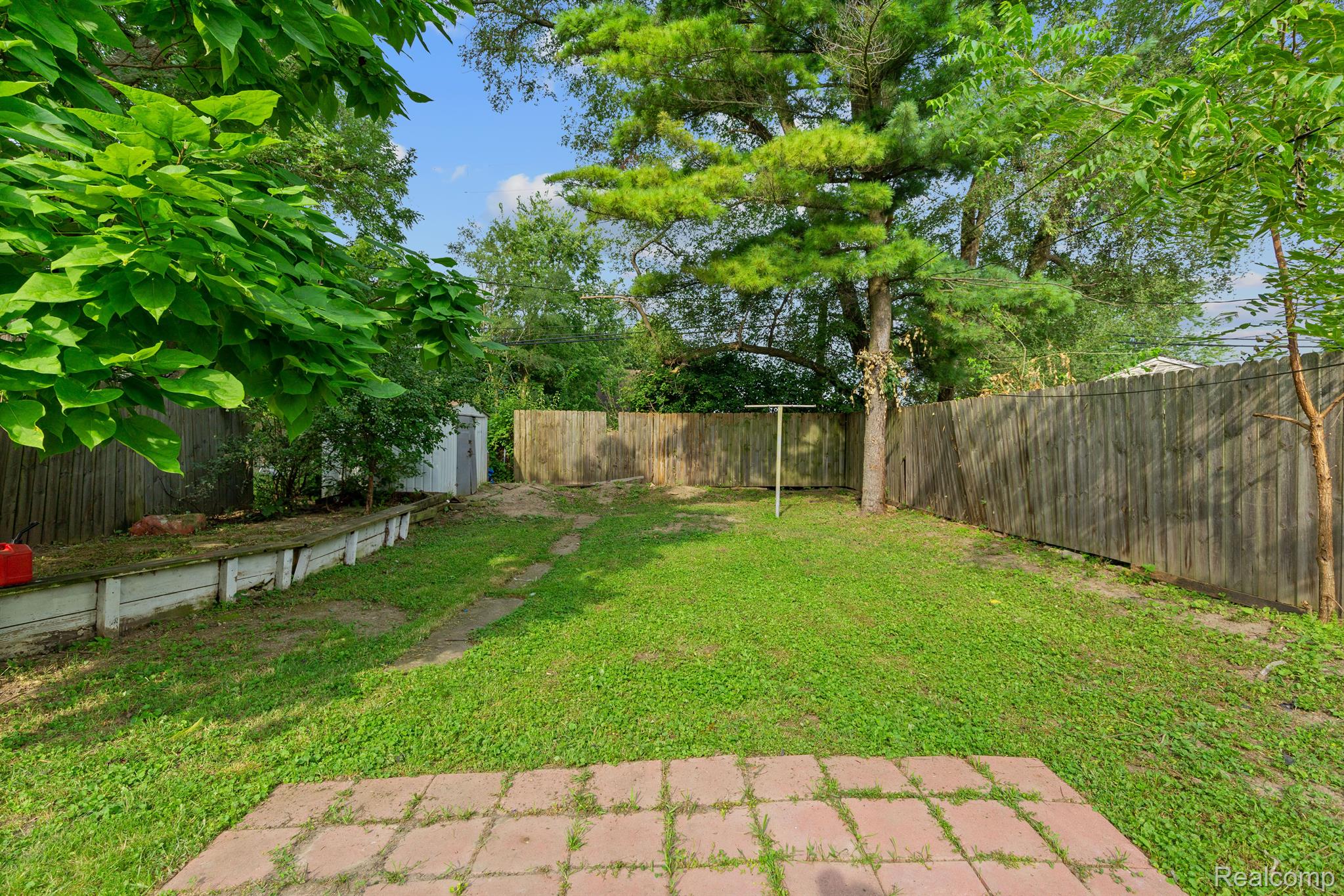 8311 Burt Road Detroit, MI 48228 - Photo 5 of 25 Gallery Image 5