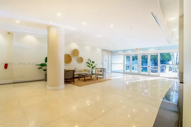 $479,999 | 2200 Northeast 4th Avenue, Unit 602, Miami, FL 33137