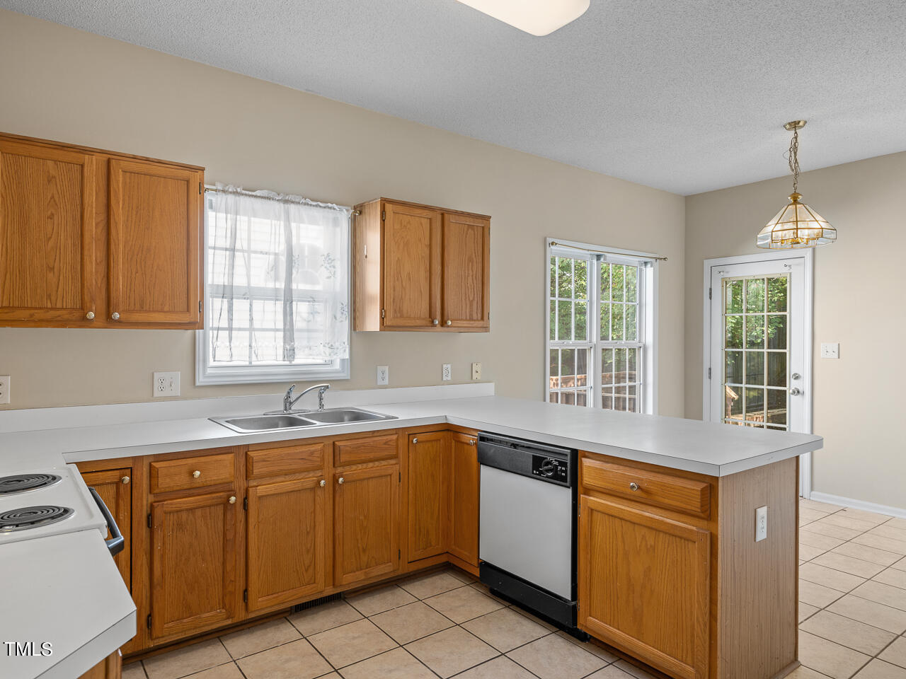 3001 Alder Ridge Lane Raleigh, NC 27603 - Photo 6 of 24 3001-alder-ridge-v2-mls-5