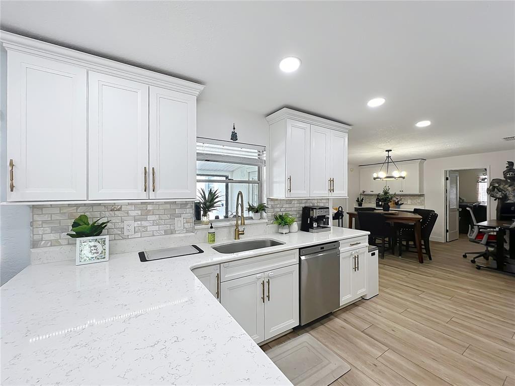 5317 Myrica Road Orlando, FL 32810 - Photo 16 of 58