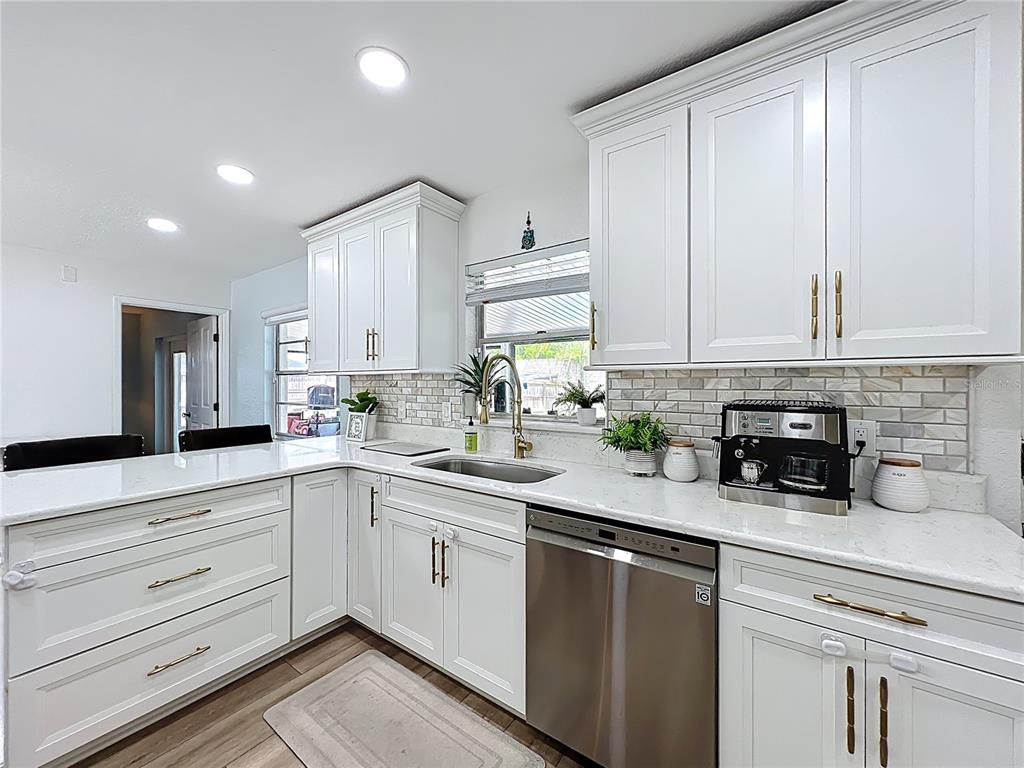 5317 Myrica Road Orlando, FL 32810 - Photo 17 of 58