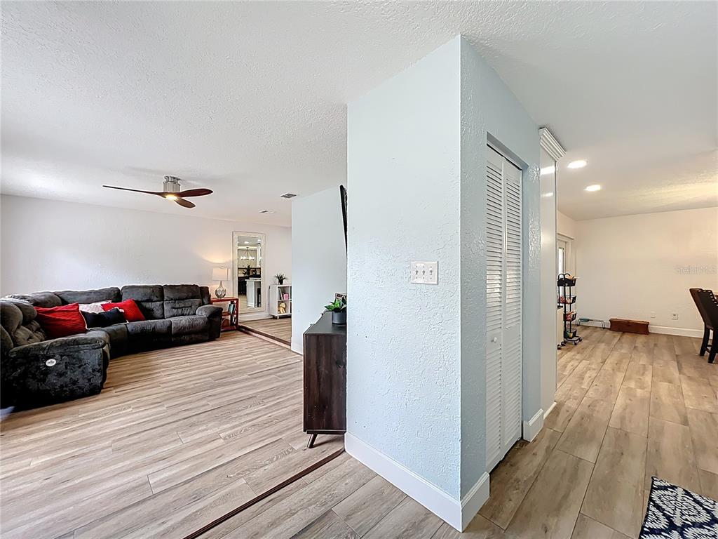 5317 Myrica Road Orlando, FL 32810 - Photo 9 of 58