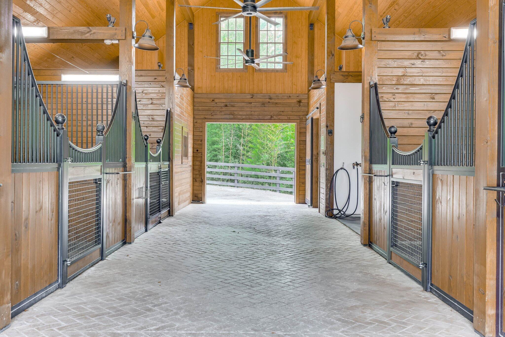 574 Newberry Street Southwest Aiken, SC 29801 - Photo 28 of 37 159