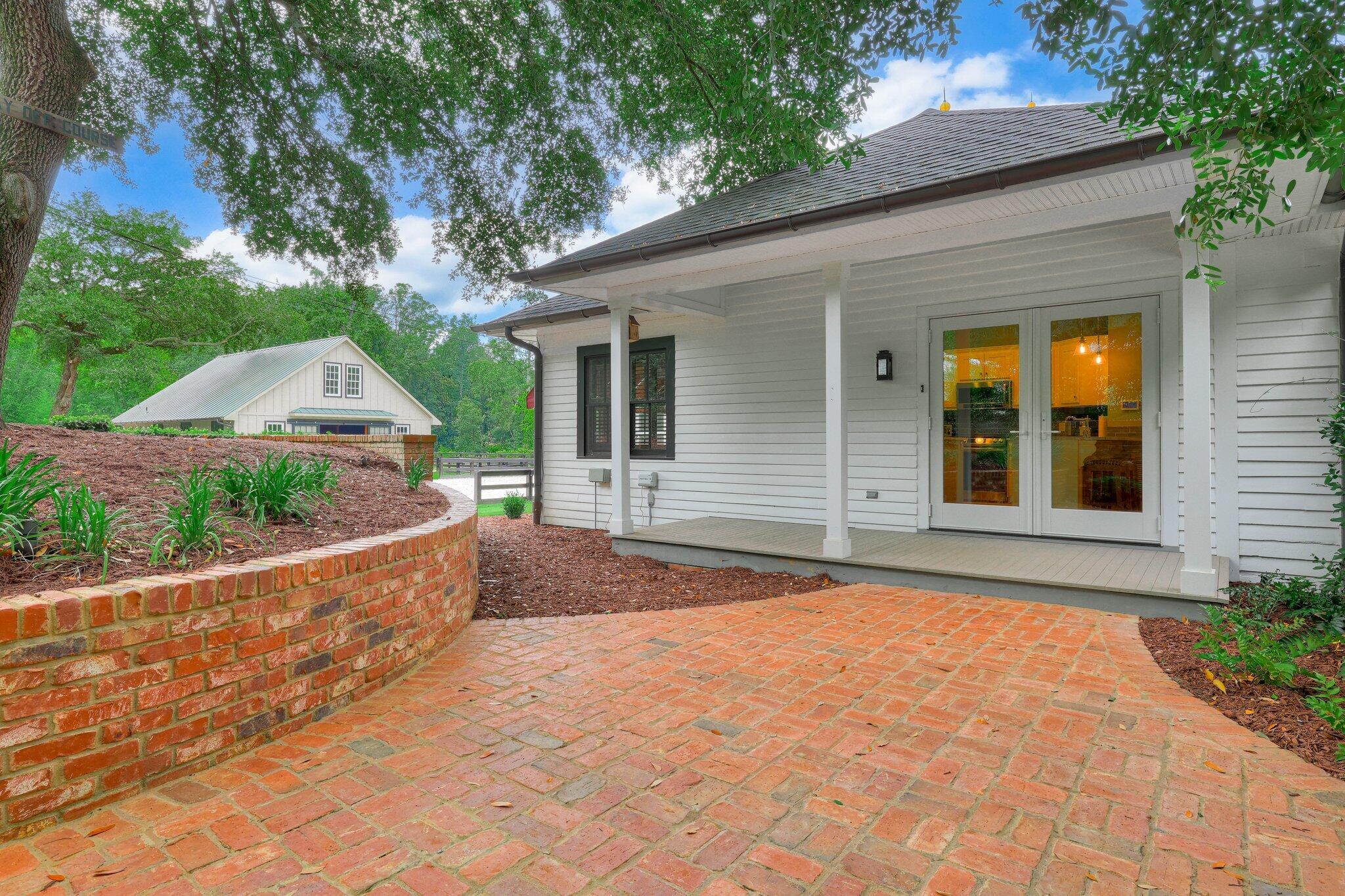 574 Newberry Street Southwest Aiken, SC 29801 - Photo 35 of 37 167