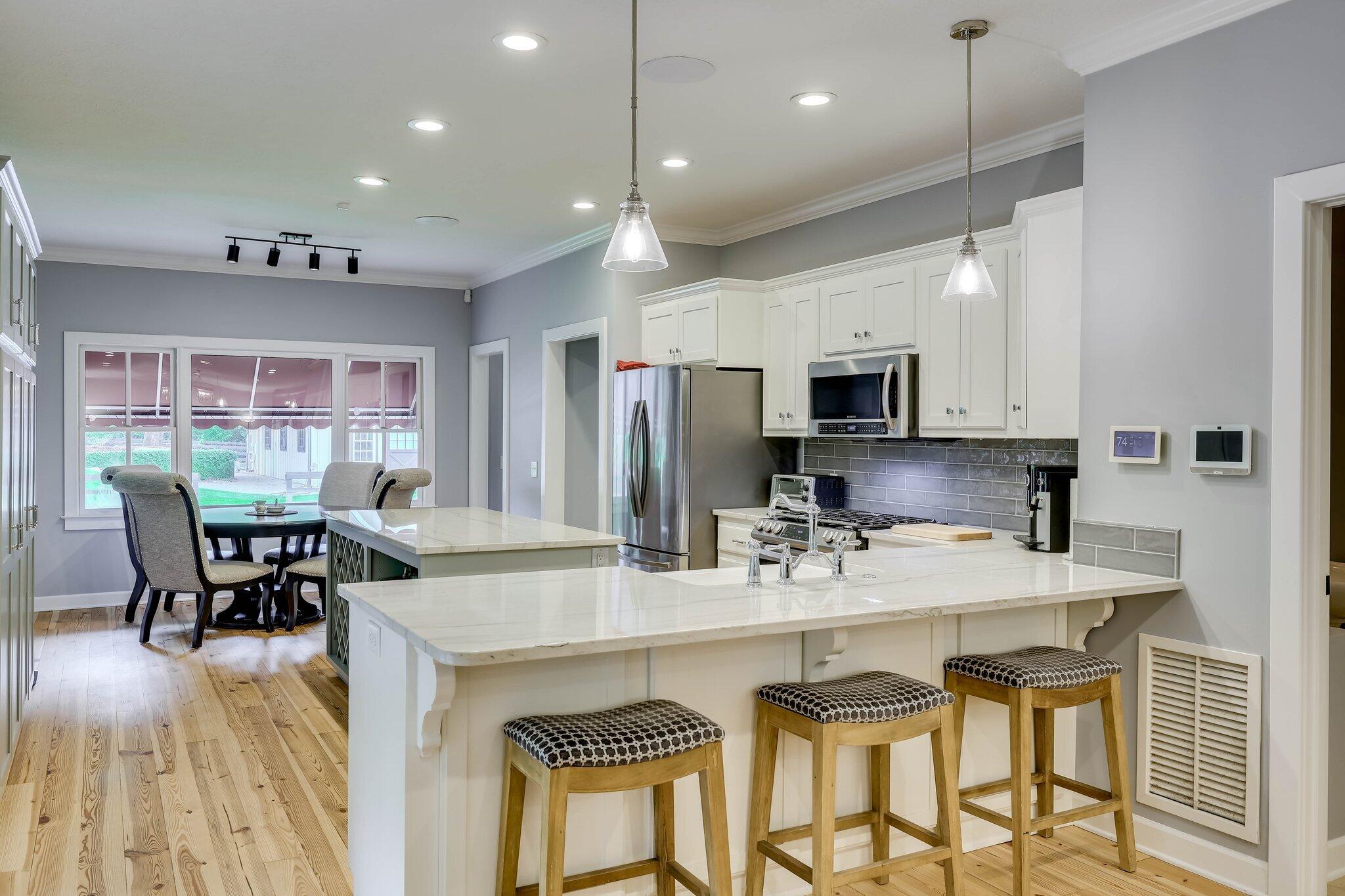 574 Newberry Street Southwest Aiken, SC 29801 - Photo 7 of 37 119