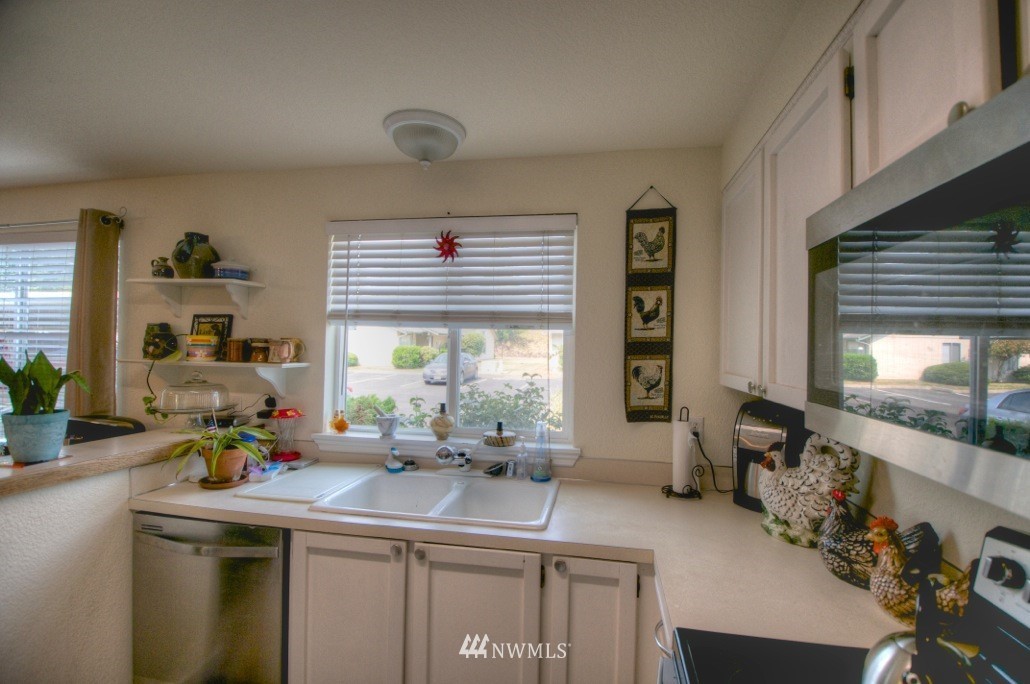 1520 Diamond Road Southeast Lacey, WA 98503 - Photo 8 of 17 Gallery Image 8