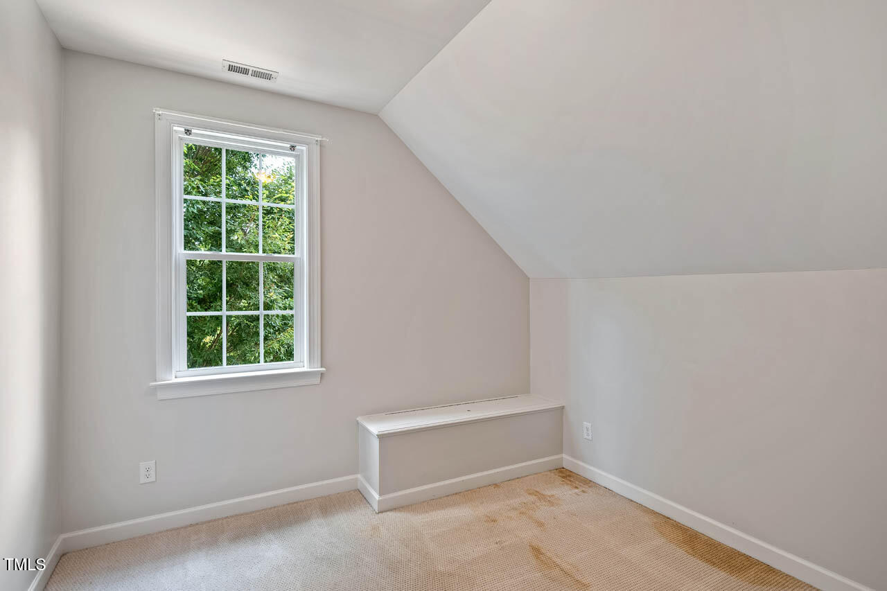 5205 Coffee Tree Drive Raleigh, NC 27613 - Photo 38 of 51 2505CoffeeTreeLn-035