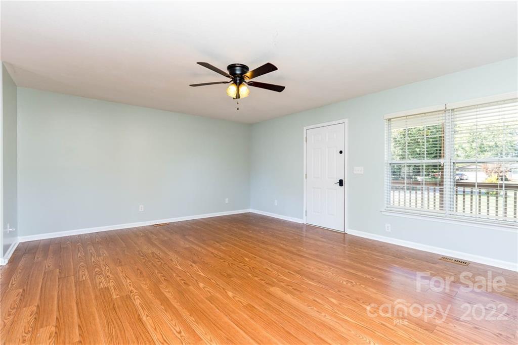 220 Hilbert Road Rockwell, NC 28138 - Photo 10 of 31 Gallery Image 10