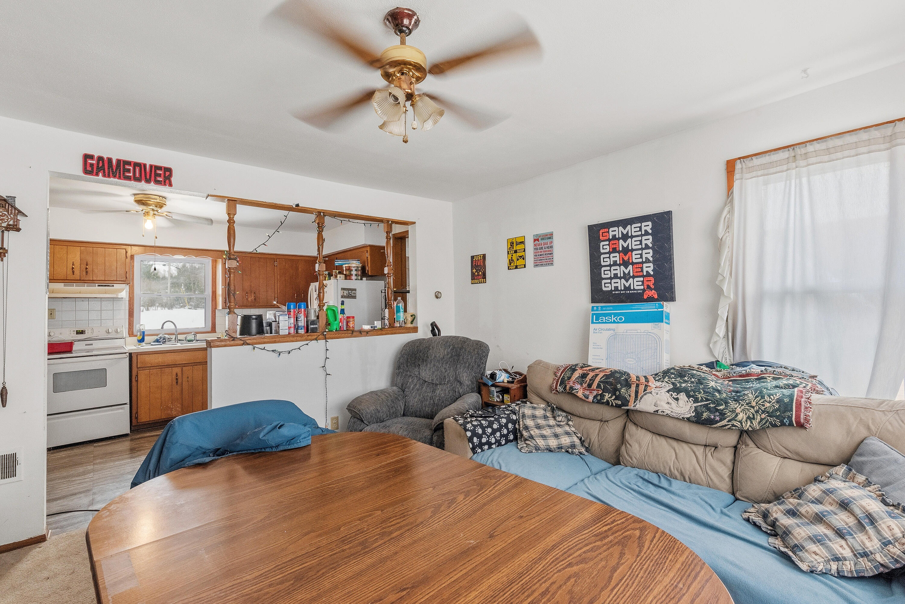 1909 Salisbury Road, Unit 1911 West Bend, WI 53090 - Photo 18 of 22 UPPER LIVING