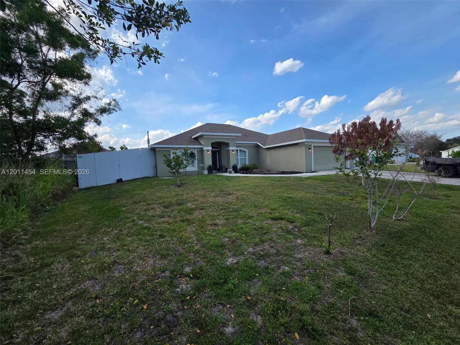 1005 Southwest Bay State Road Port St. Lucie, FL 34953 - Photo 3 of 18 Gallery Image 3