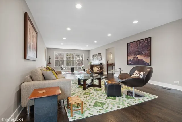 $6,000 | 384 Hastings Avenue, Highland Park, IL 60035