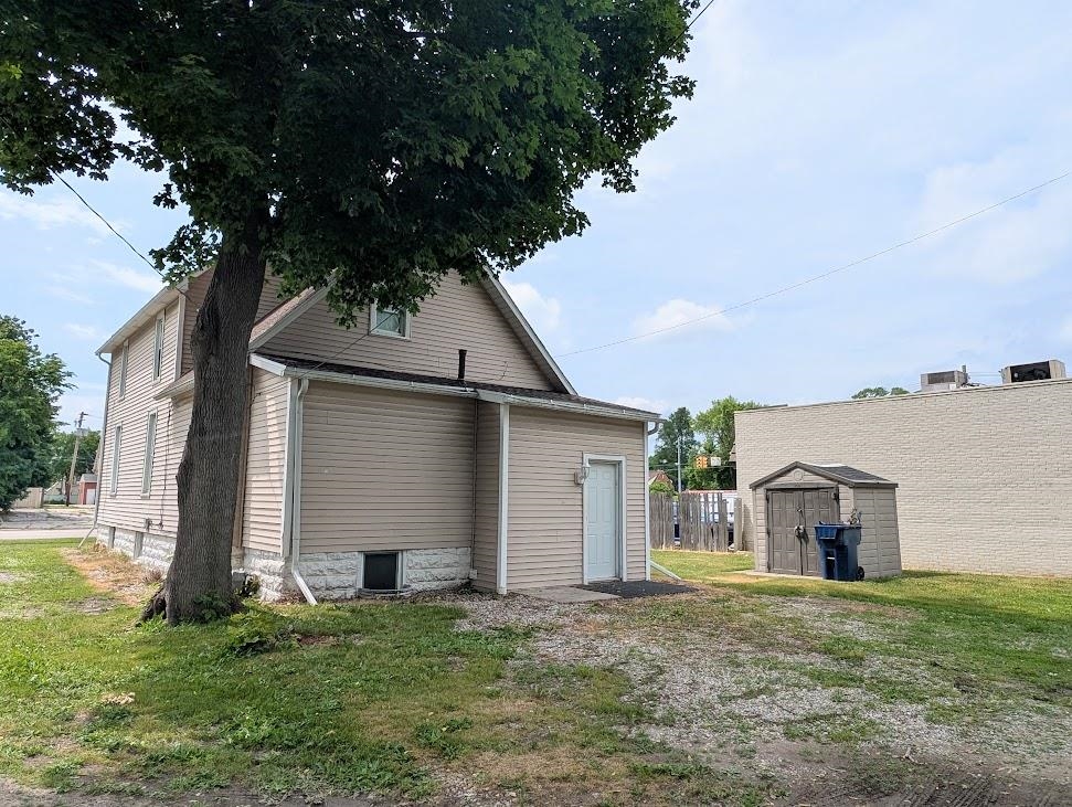 2213 Broadway Street Bay City, MI 48708 - Photo 3 of 21