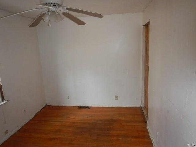 763 Dunn Road St. Louis, MO 63138 - Photo 12 of 15