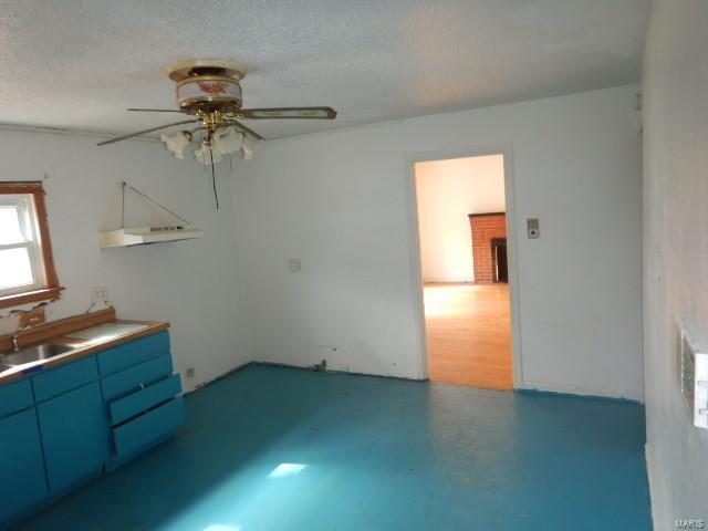 763 Dunn Road St. Louis, MO 63138 - Photo 10 of 15