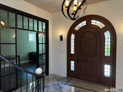 $1,700,000 | 3 Woods Way, Unit 3, Guilford, CT 06437