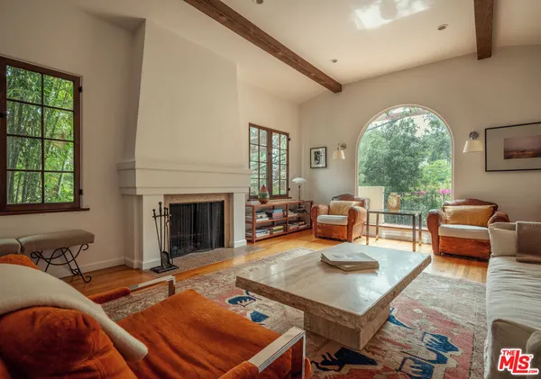$7,500 | 8515 Ridpath Drive, Los Angeles, CA 90046