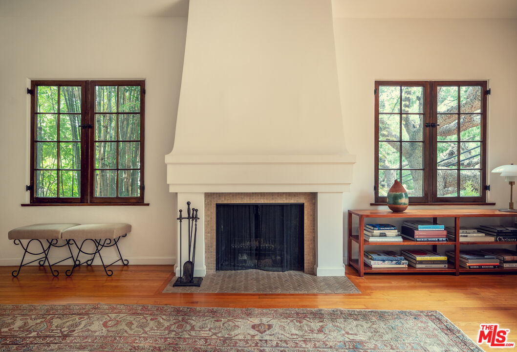 8515 Ridpath Drive Los Angeles, CA 90046 - Photo 12 of 38